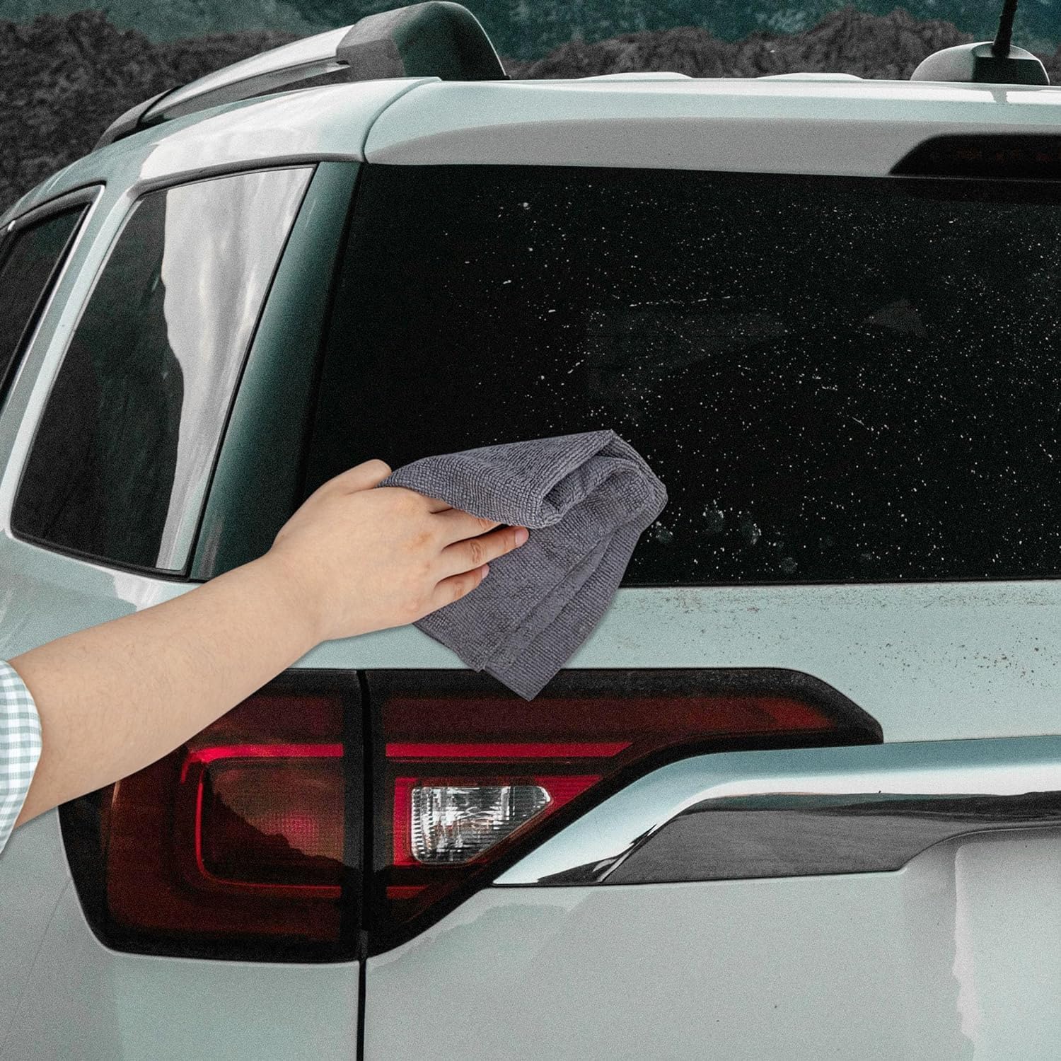 ZUCUR Microfiber Cleaning Cloth Roll — 50 Sheets | Reusable, Super Absorbent Kitchen & Home Cloth (Gray)